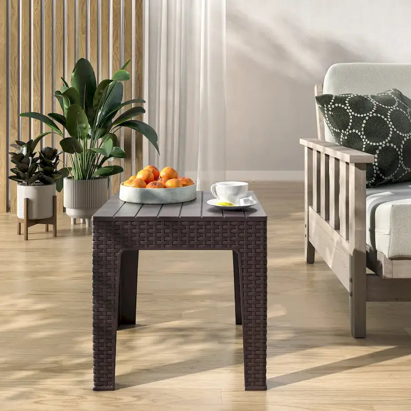 Table d'appoint d'extérieur en résine Trillia