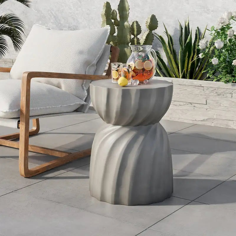 COSIEST Round 14' Outdoor Side Table