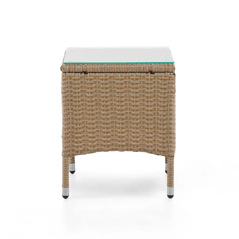 Table d'appoint d'extérieur compacte Zaara en osier et verre par M&L Co.