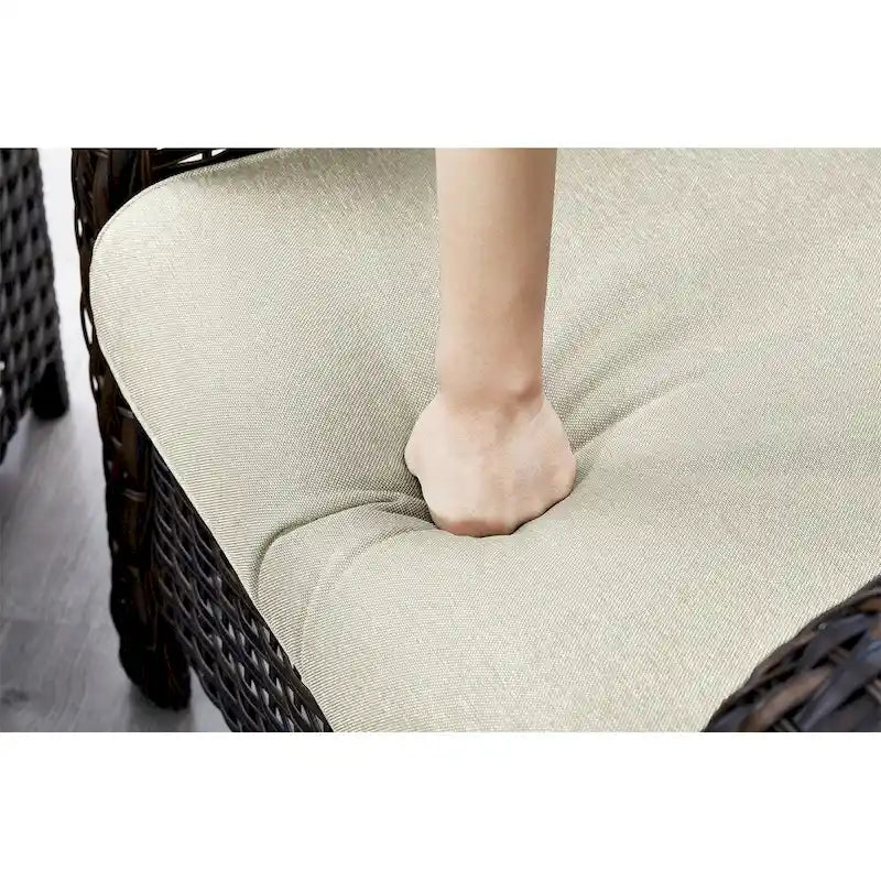 Chaises de patio extérieures en rotin Gymojoy avec coussins, ensemble de 2