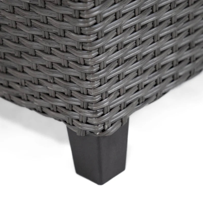Banc de canapé d'extérieur rembourré en osier contemporain Decker par M&L Co.