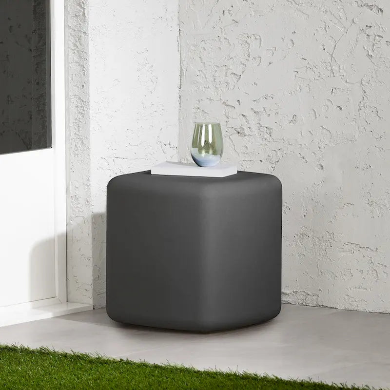 Table d'appoint d'extérieur Dalya de South Shore avec coins arrondis
