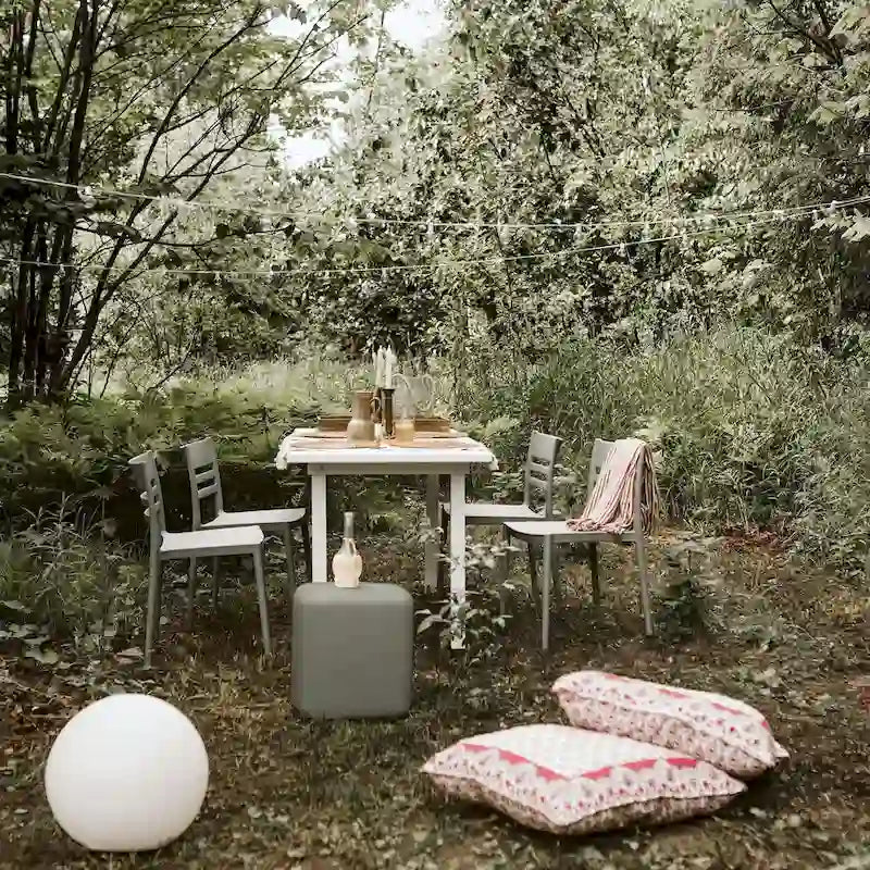 Table d'appoint d'extérieur Dalya de South Shore avec coins arrondis