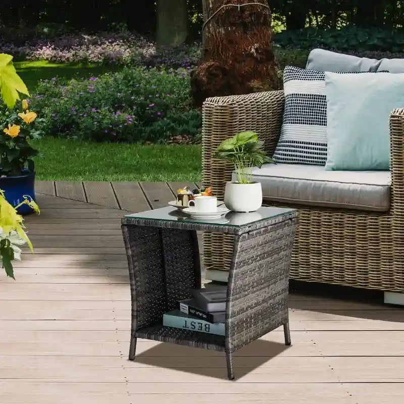 Table d'appoint en rotin pour patio