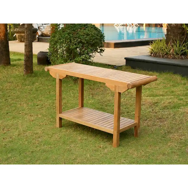 Console de table d'extérieur en teck Jakarta avec étagère de rangement - 130 L x 76 H x 44,5 P