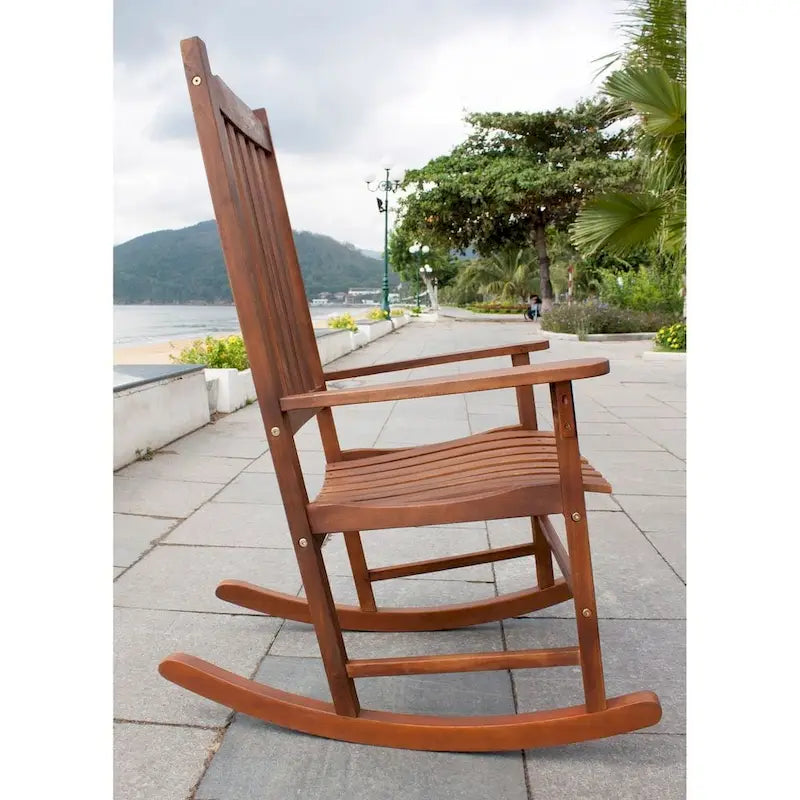 Fauteuil à bascule Togiak en bois dur d'acacia par Havenside Home