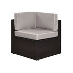 Fauteuil d'angle en osier Palm Harbor marron avec coussins gris - 26,5 L x 26,5 P x 30,5 H