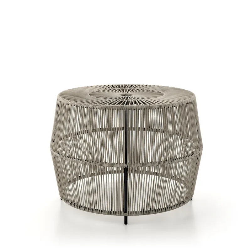 Table basse ronde d'extérieur bohème Alia Coastal Natural 22 pouces en rotin par M&L Co.