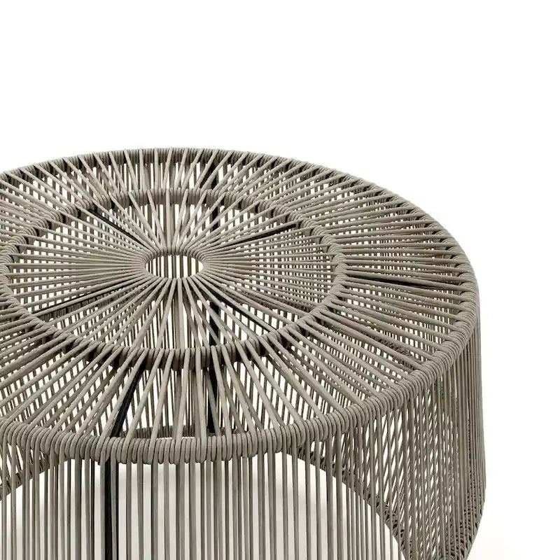 Table basse ronde d'extérieur bohème Alia Coastal Natural 22 pouces en rotin par M&L Co.