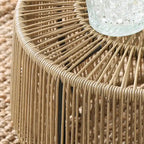 Table basse ronde d'extérieur bohème Alia Coastal Natural 22 pouces en rotin par M&L Co.