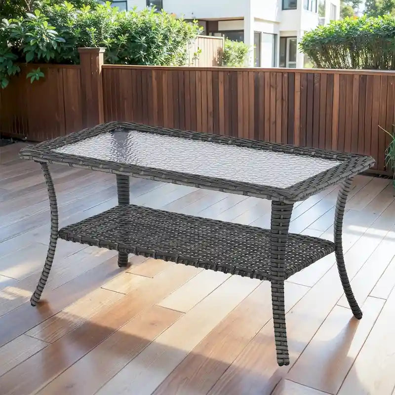 Table basse de patio en rotin