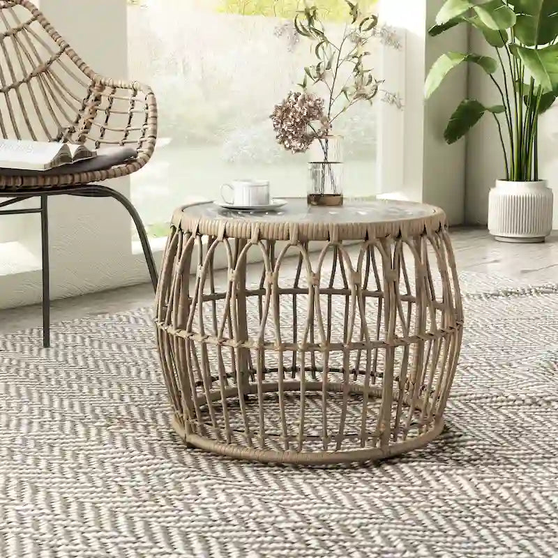 Table basse ronde d'extérieur Hunter Boho Natural de 22 pouces avec plateau en verre trempé de 5 mm par M&L Co.