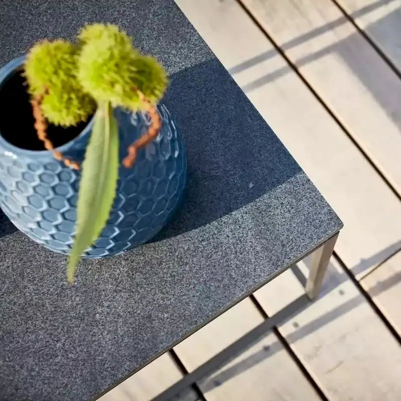 DreamPatio Jestin Table d'appoint carrée d'extérieur en granit véritable