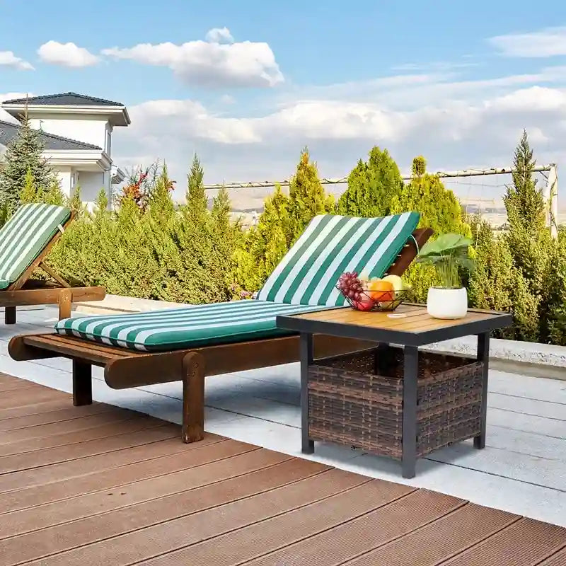 Table basse de patio en osier de 22 po de largeur avec trou pour parasol