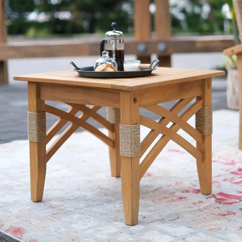 Table d'appoint d'extérieur en teck Carmel de Cambridge Casual