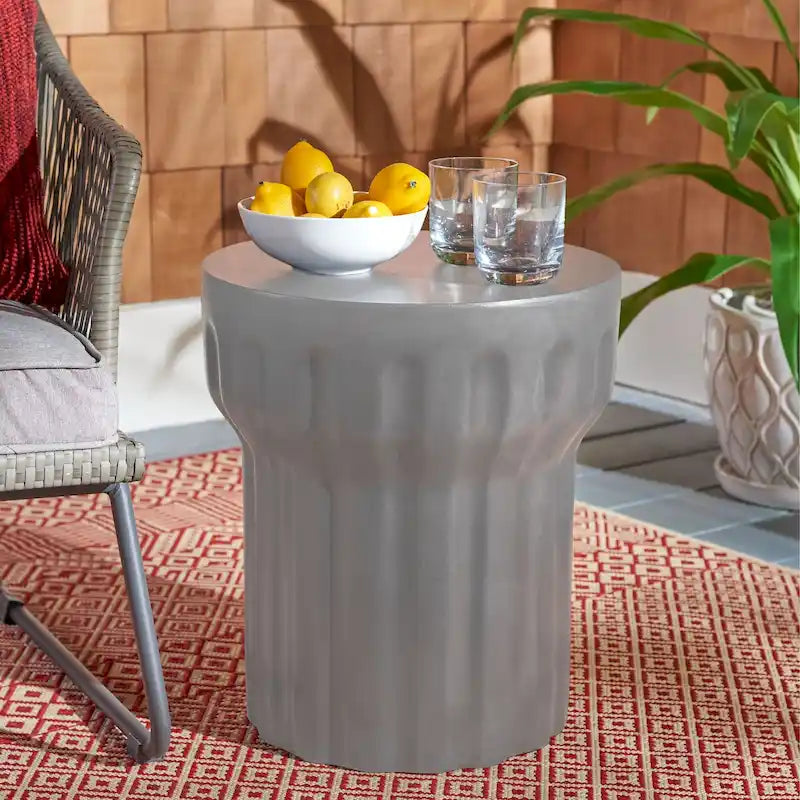 SAFAVIEH Ulya Table d'appoint en béton pour intérieur/extérieur - 15,7 x 15,7 x 17,7 - 16Lx16Px18H