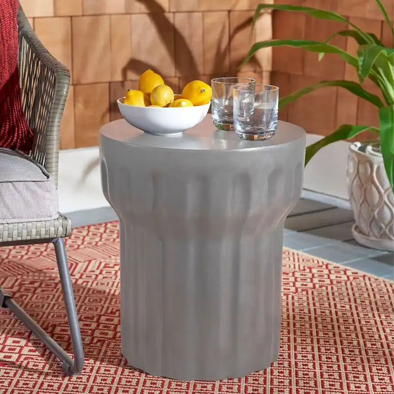 SAFAVIEH Ulya Table d'appoint en béton pour intérieur/extérieur - 15,7 x 15,7 x 17,7 - 16Lx16Px18H