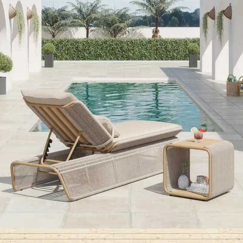Ensemble de 2 chaises longues de jardin réglables en osier Corvus Corral avec coussin Sunbrella