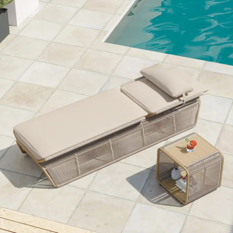Ensemble de 2 chaises longues de jardin réglables en osier Corvus Corral avec coussin Sunbrella