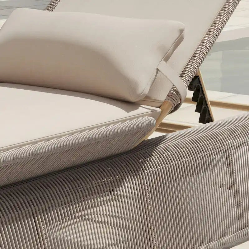 Ensemble de 2 chaises longues de jardin réglables en osier Corvus Corral avec coussin Sunbrella