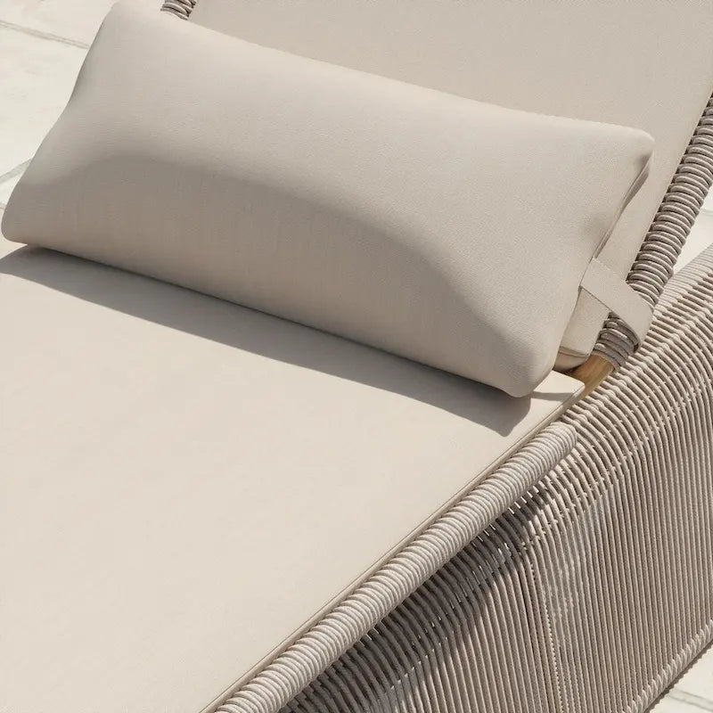 Ensemble de 2 chaises longues de jardin réglables en osier Corvus Corral avec coussin Sunbrella