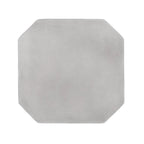 Table d'appoint compacte et moderne du milieu du siècle pour l'intérieur et l'extérieur
