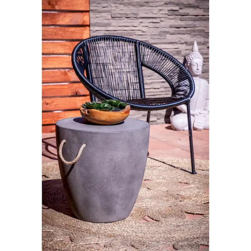 Chaise d'extérieur en rotin synthétique - Noire ou blanche - Roche River Decor