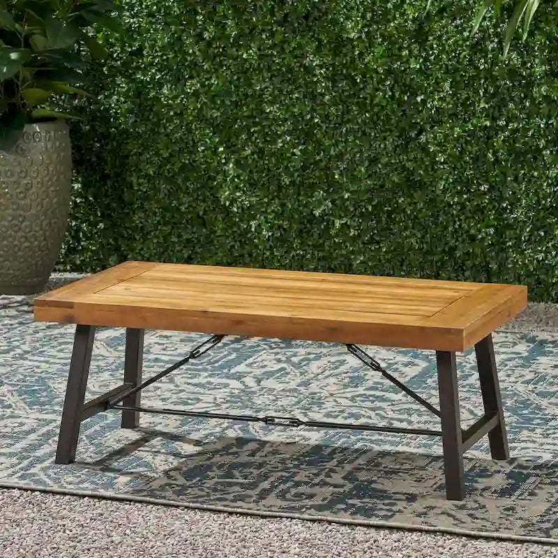 Table basse d'extérieur en bois d'acacia, finition teck / métal rustique marron et noir, 27,25P x 45,75L x 18H