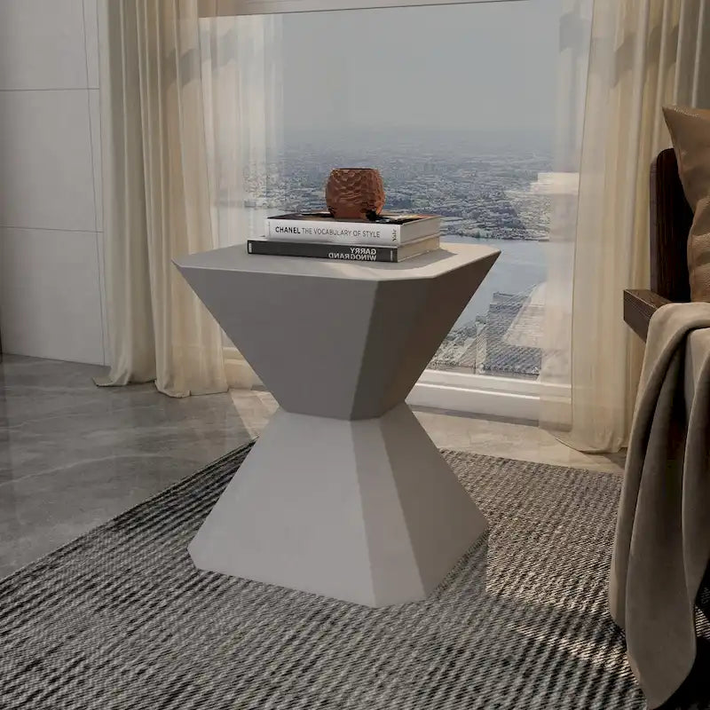 Table d'appoint Azure de 17 pouces en pierre composite - Table d'appoint d'appoint pour l'intérieur et l'extérieur