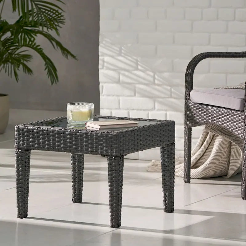 Table d'appoint de patio pour les espaces extérieurs