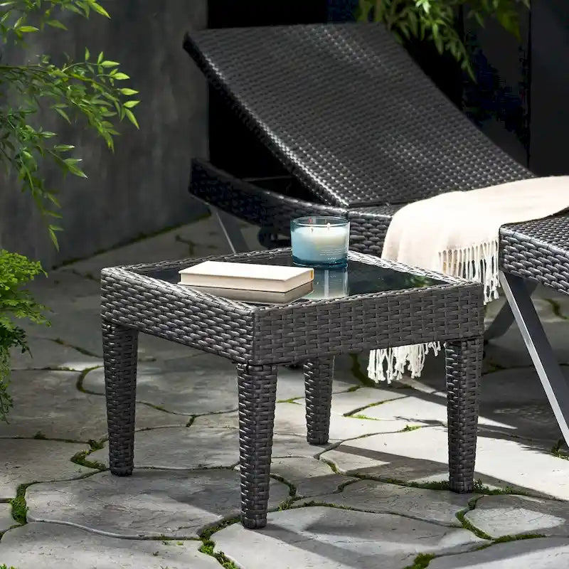 Table d'appoint de patio pour les espaces extérieurs