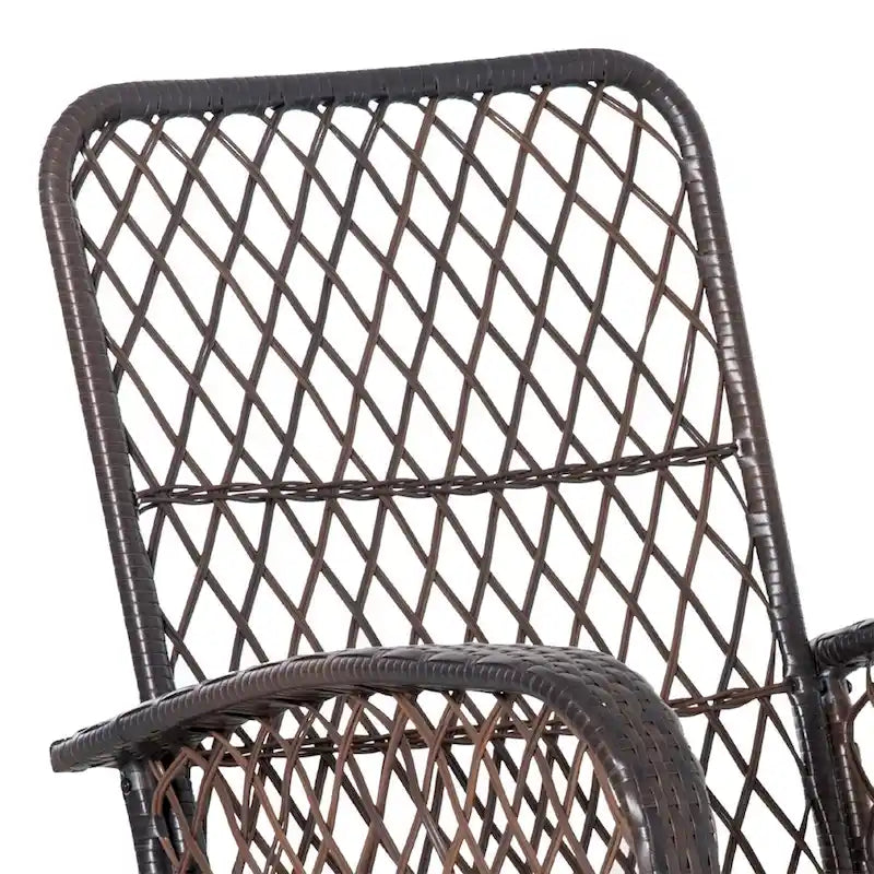 Fauteuil à bascule d'extérieur en osier Outsunny avec siège large, bascule en rotin