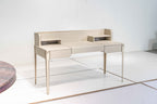 Coiffeuse moderne au design élégant et aux rangements fonctionnels