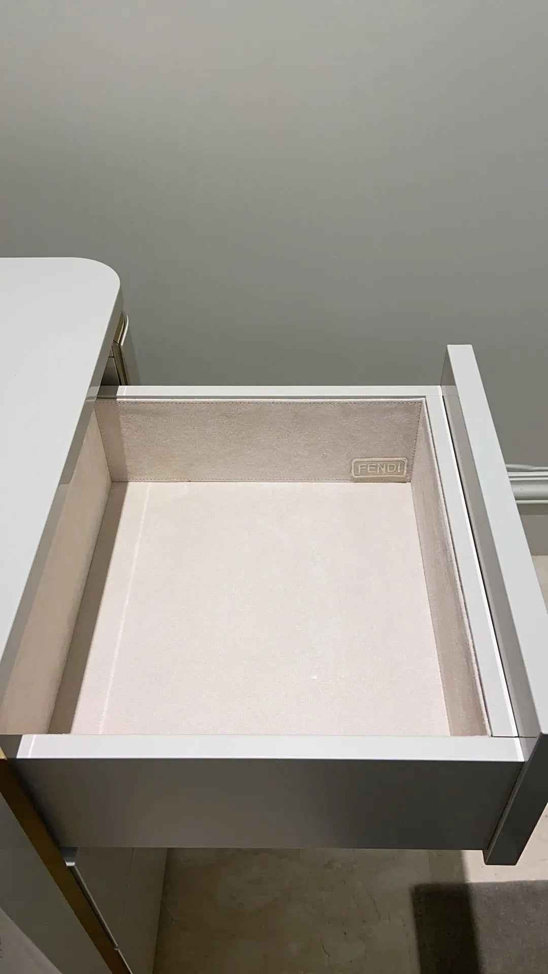 Table de chevet moderne avec tiroir pour chambre à coucher