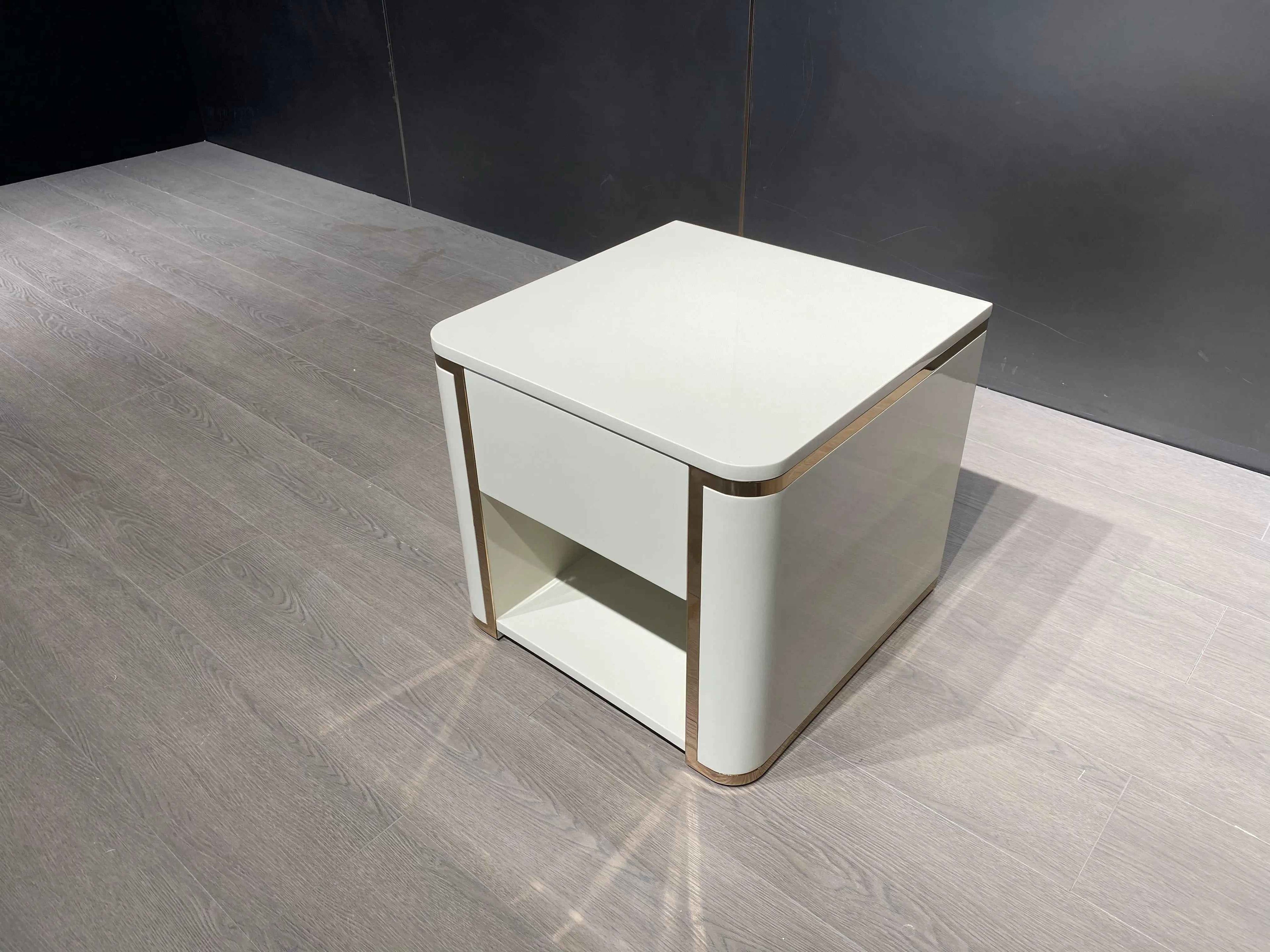 Table de chevet moderne avec tiroir pour chambre à coucher