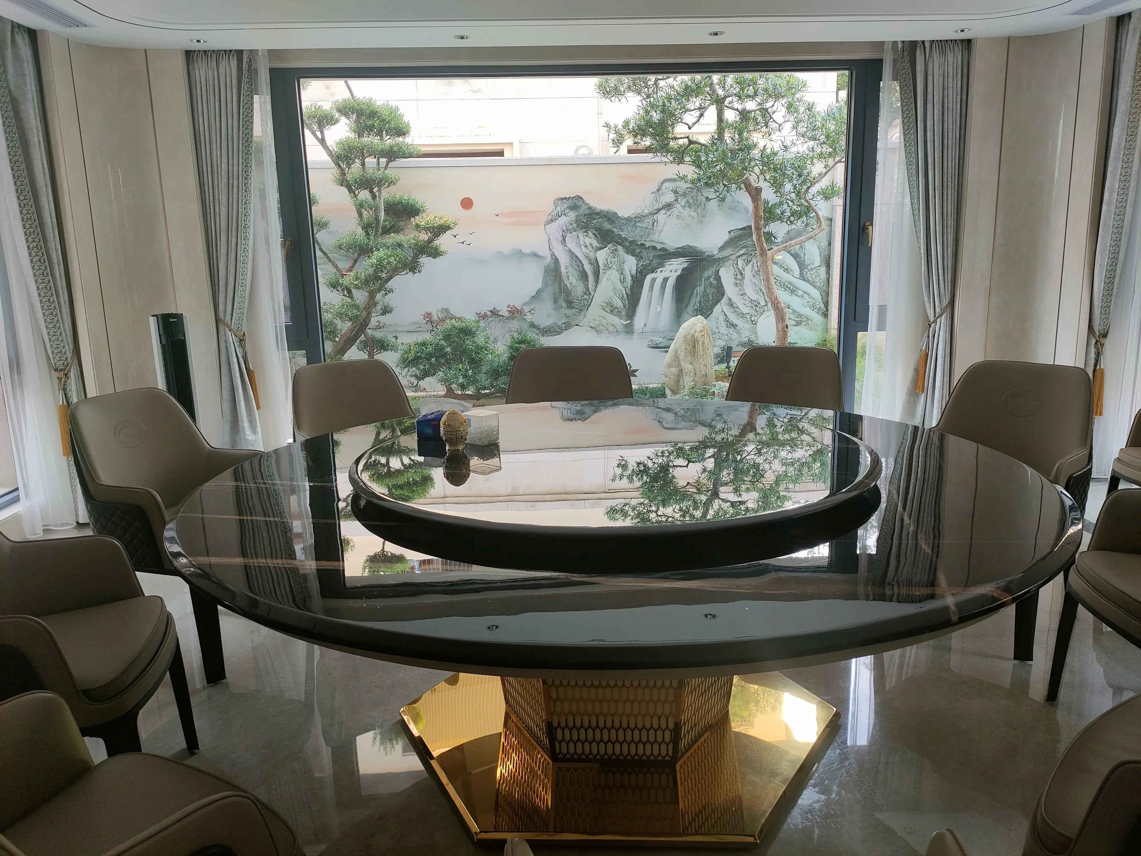 Table de salle à manger ronde et luxueuse en marbre au design moderne