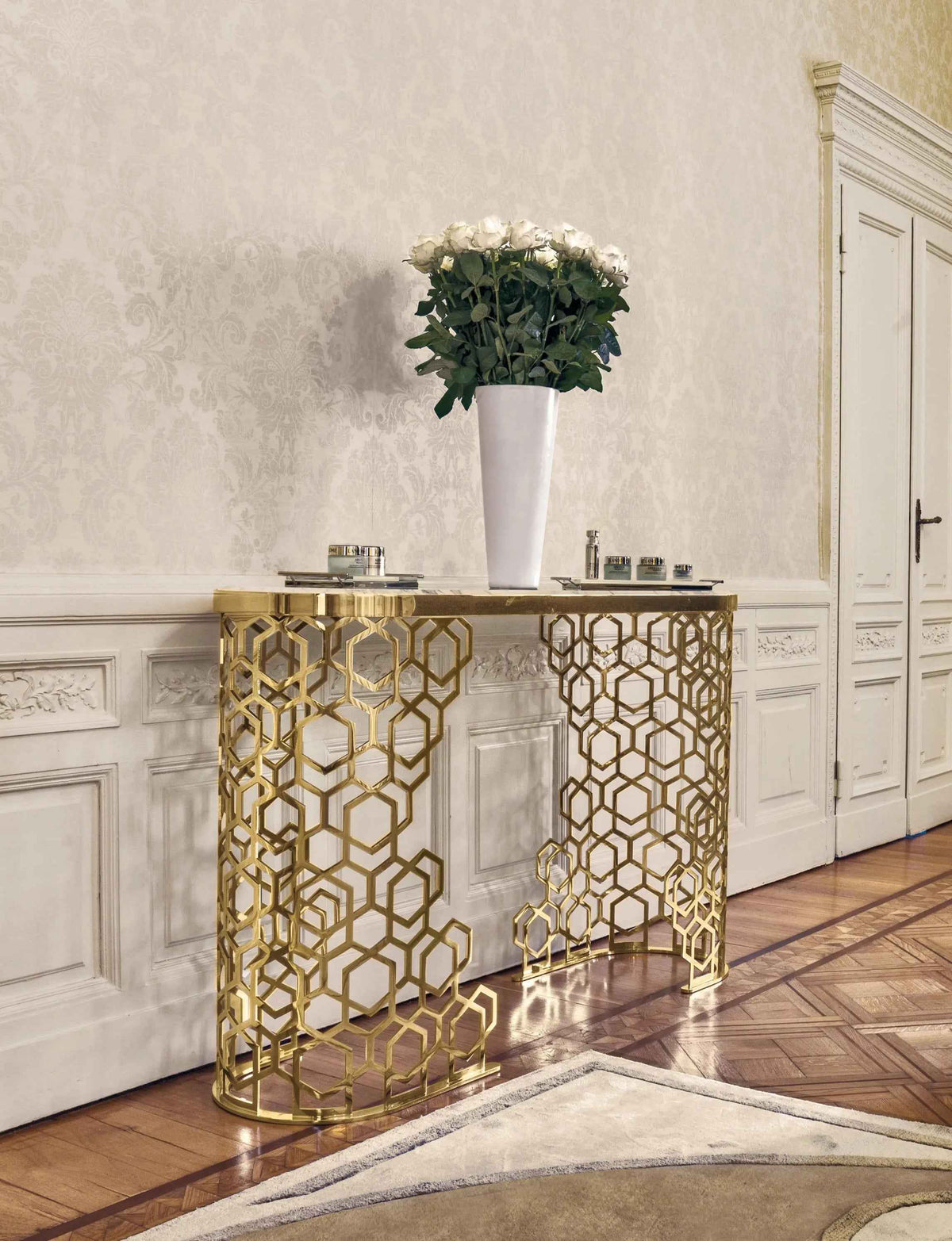 Sublimez Votre Entrée avec la Console d'Appoint Foyer - Longhi Style Manfred Porche W003H8