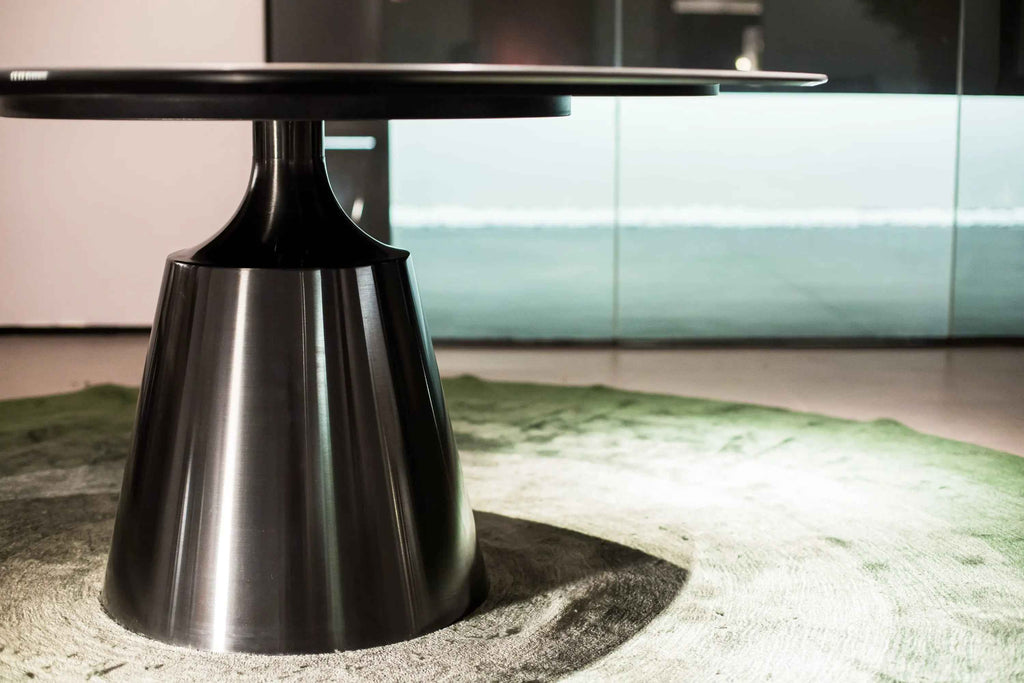 Table à manger moderne et élégante pour la maison