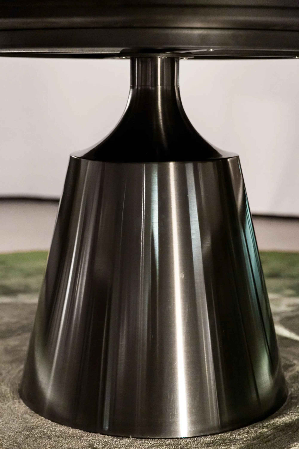Table à manger moderne et élégante pour la maison