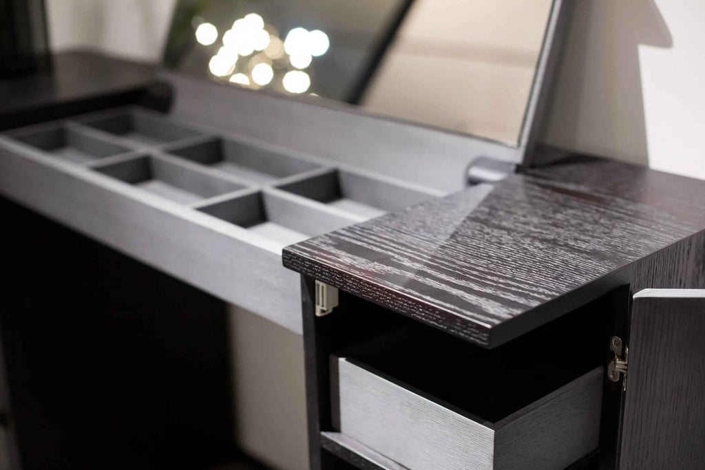 Coiffeuse moderne et élégante pour votre chambre à coucher