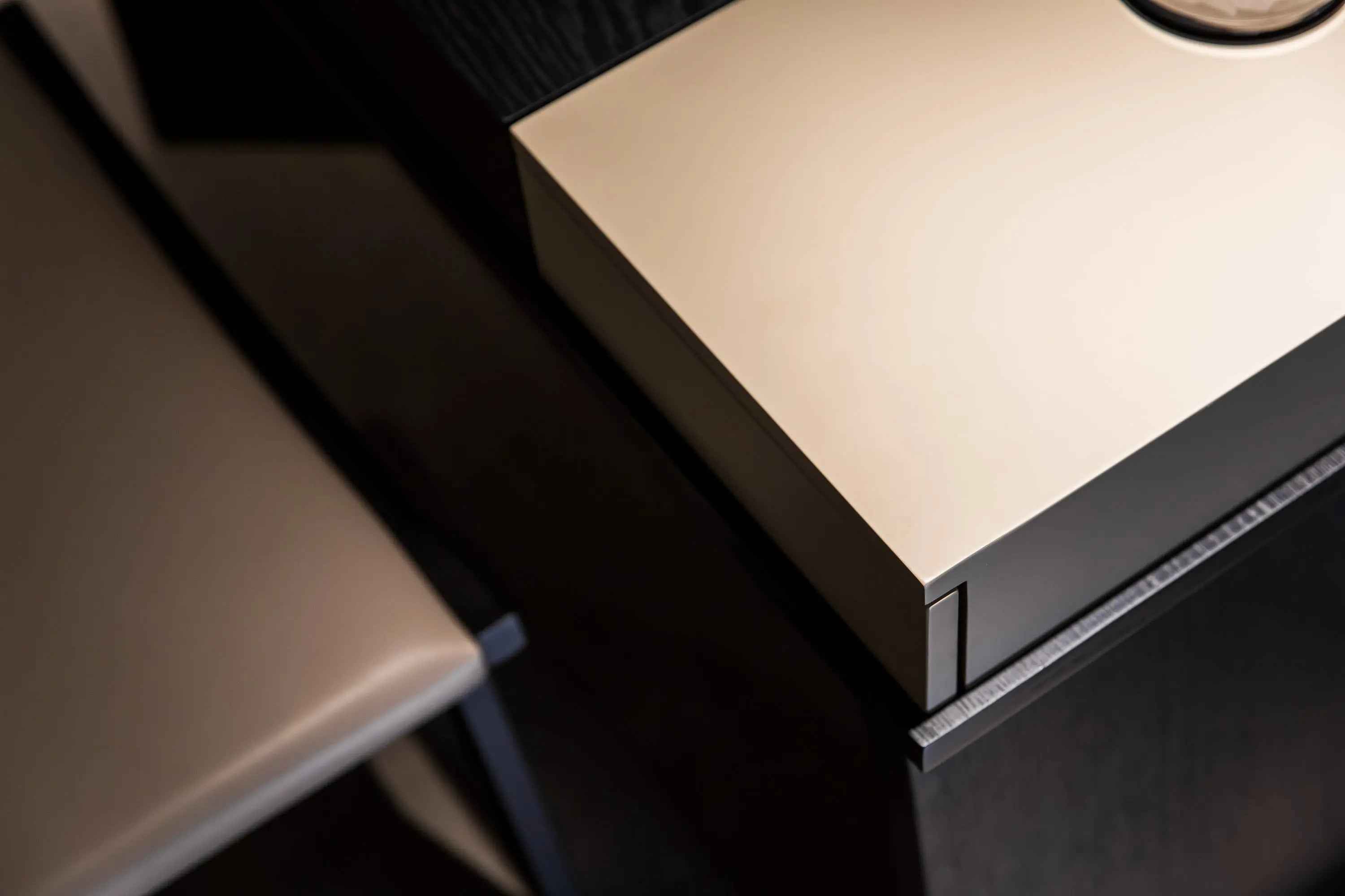 Coiffeuse Élégante et Fonctionnelle pour Chambre Moderne