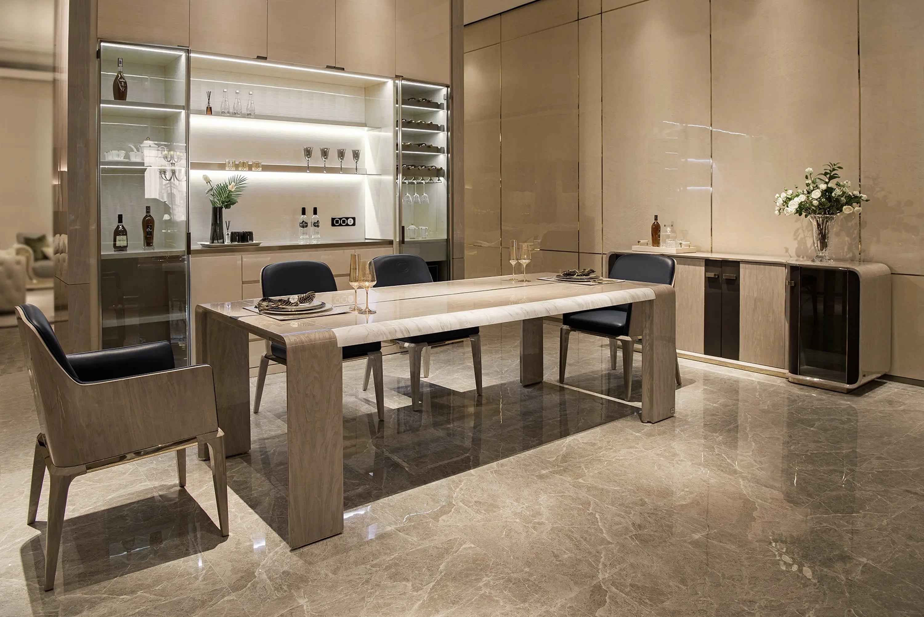 Table à manger rectangulaire en marbre très brillant pour intérieurs modernes haut de gamme