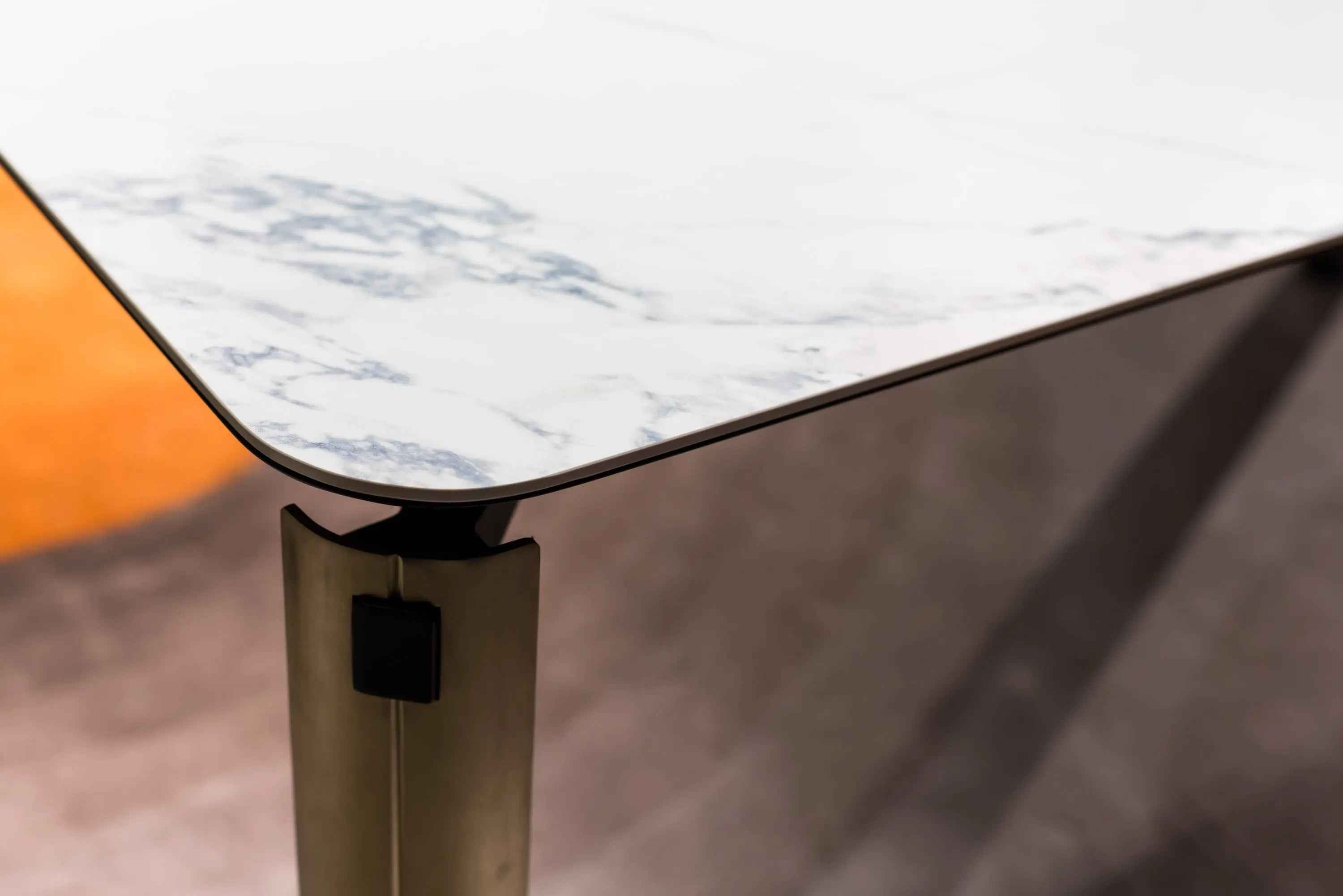 Table à manger minimaliste italien Morandi White Rock Plate HA-2016-1
