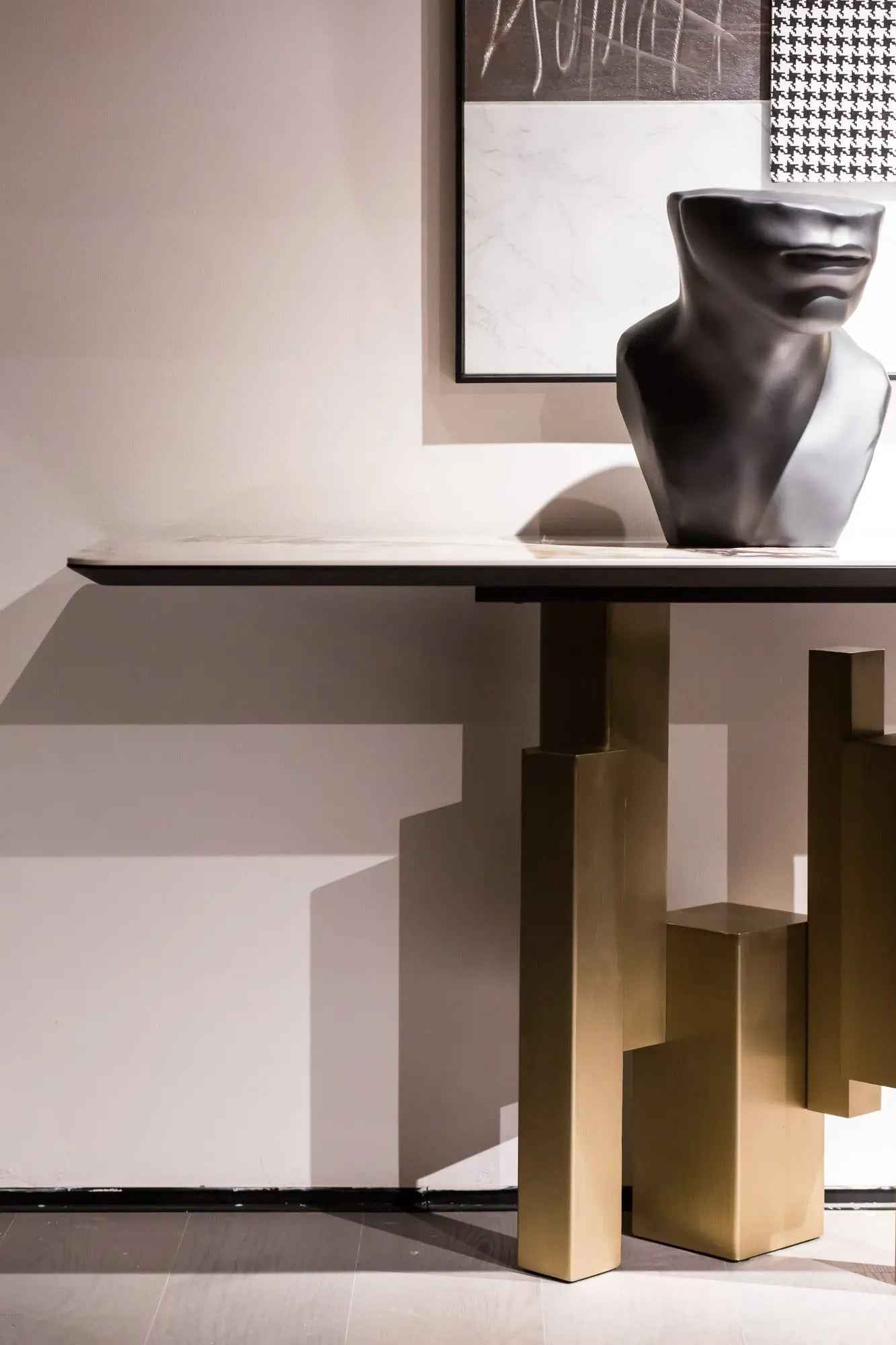Table console d'entrée en marbre de luxe léger au design moderne