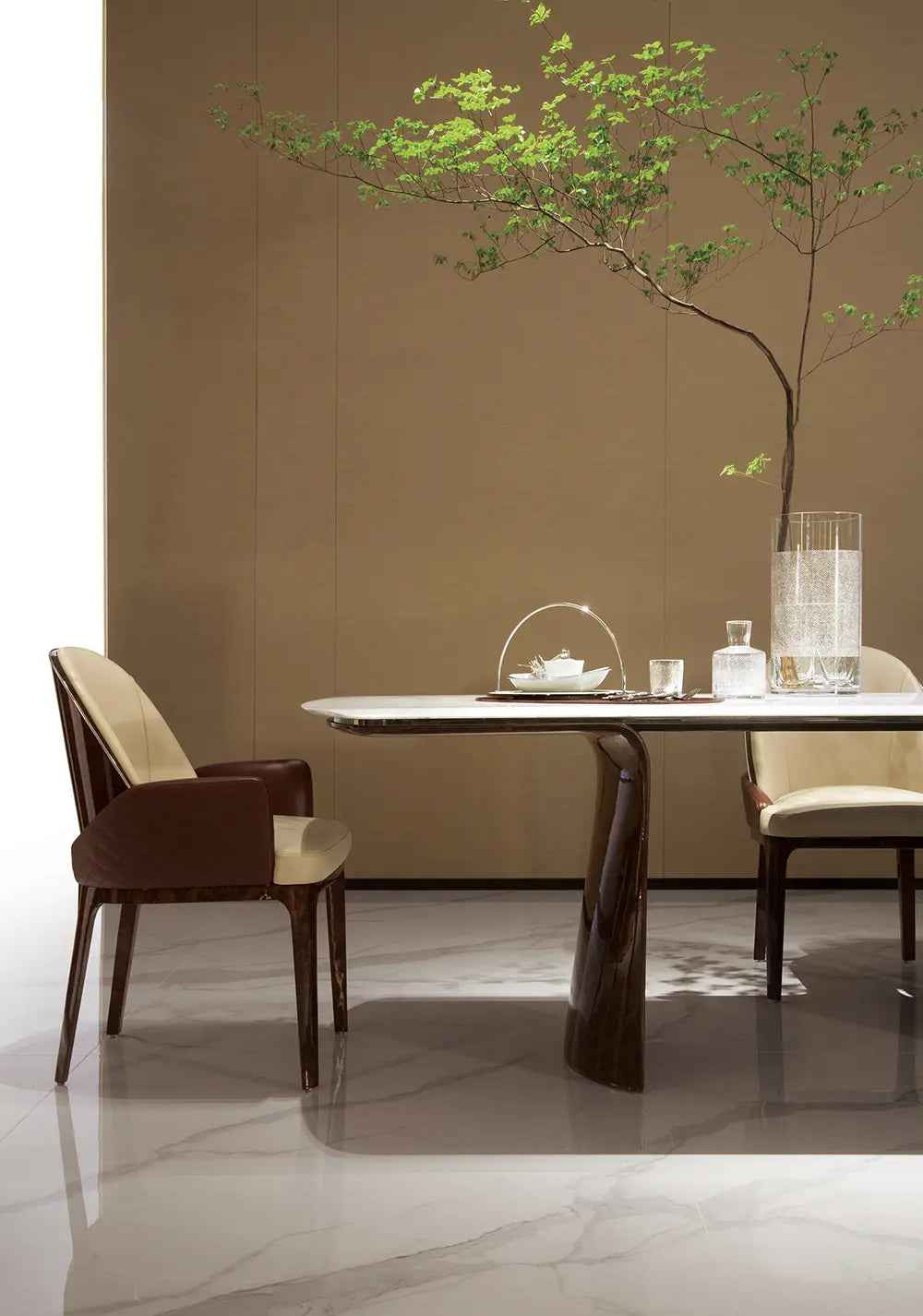 Table à manger moderne en marbre longue avec base en bois