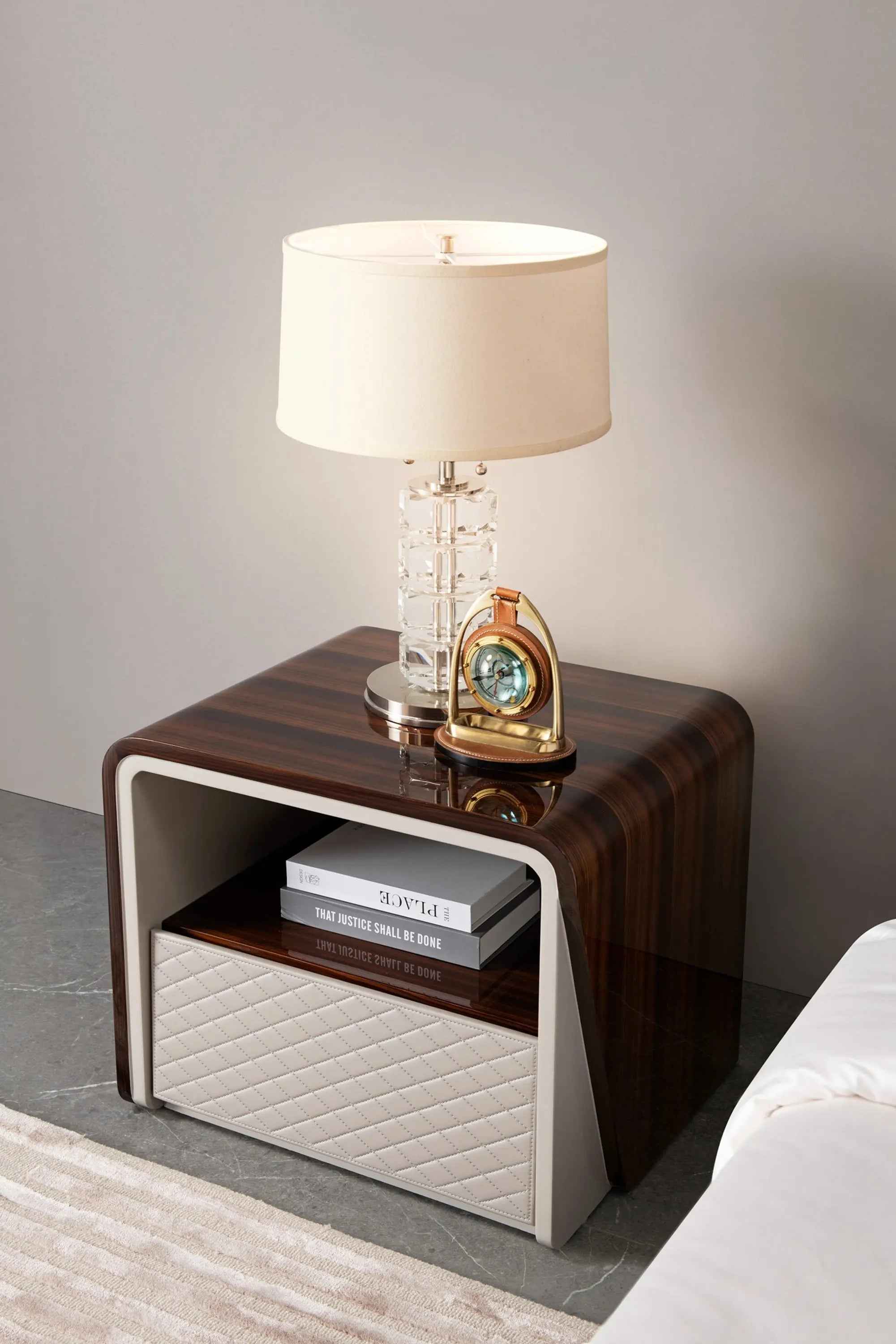 Table de chevet moderne avec tiroir pour chambre à coucher