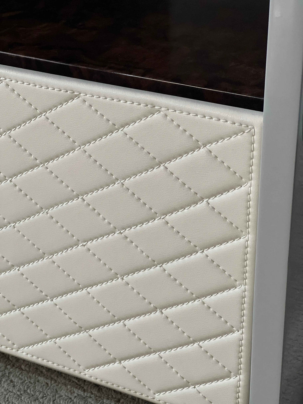 Table de chevet moderne avec tiroir pour chambre à coucher