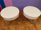 Table de chevet grise élégante pour chambres modernes