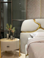 Table de chevet design moderne avec rangement fonctionnel