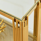 Console étroite à 2 niveaux avec structure en métal doré et plateau en verre trempé